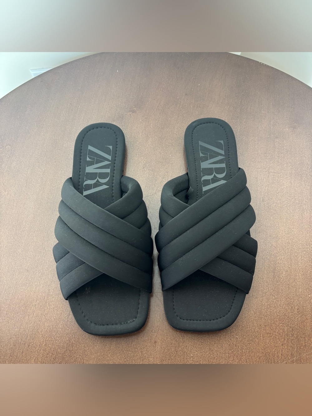ZARA FLAT QUILTED SANDALS SLIPPERS SLIP ON SLIDES, SIZE 39/ 9 - Picture 2 of 6